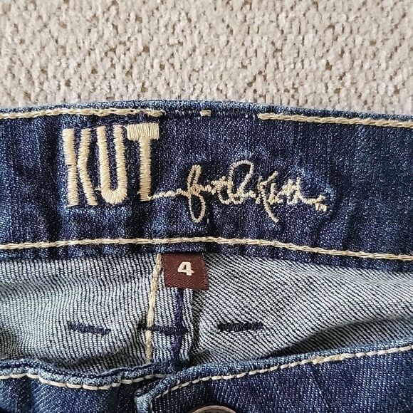 Kut From The Kloth Katy Boyfriend Straight Leg Mid Rise Jeans - Size 4 - Picture 3 of 16
